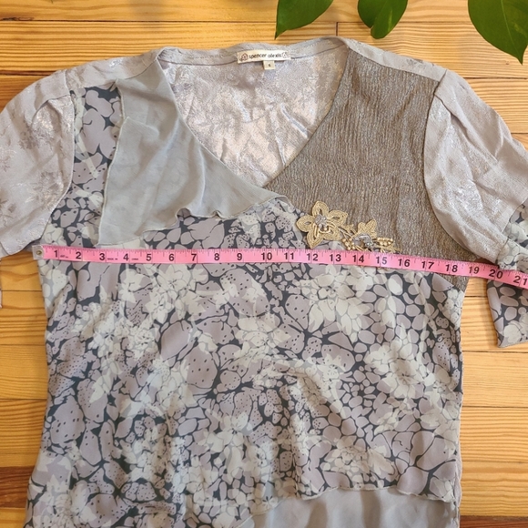 Spencer Alexis Vintage Short Sleeve Blouse Floral Blue Silver Grey Gold - size 6 - Picture 8 of 9